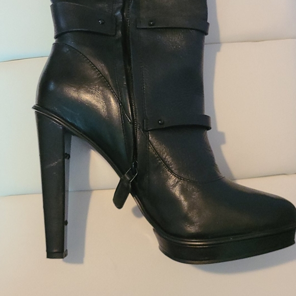 BCBG Max Azria Collection Tall Black Boots - Picture 5 of 6